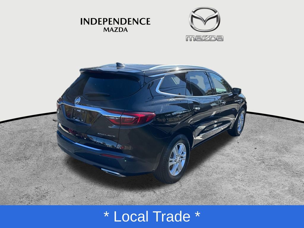 Used 2018 Buick Enclave Essence w/ Trailering Package image 3