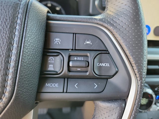 Used 2025 Toyota 4Runner Limited image 20