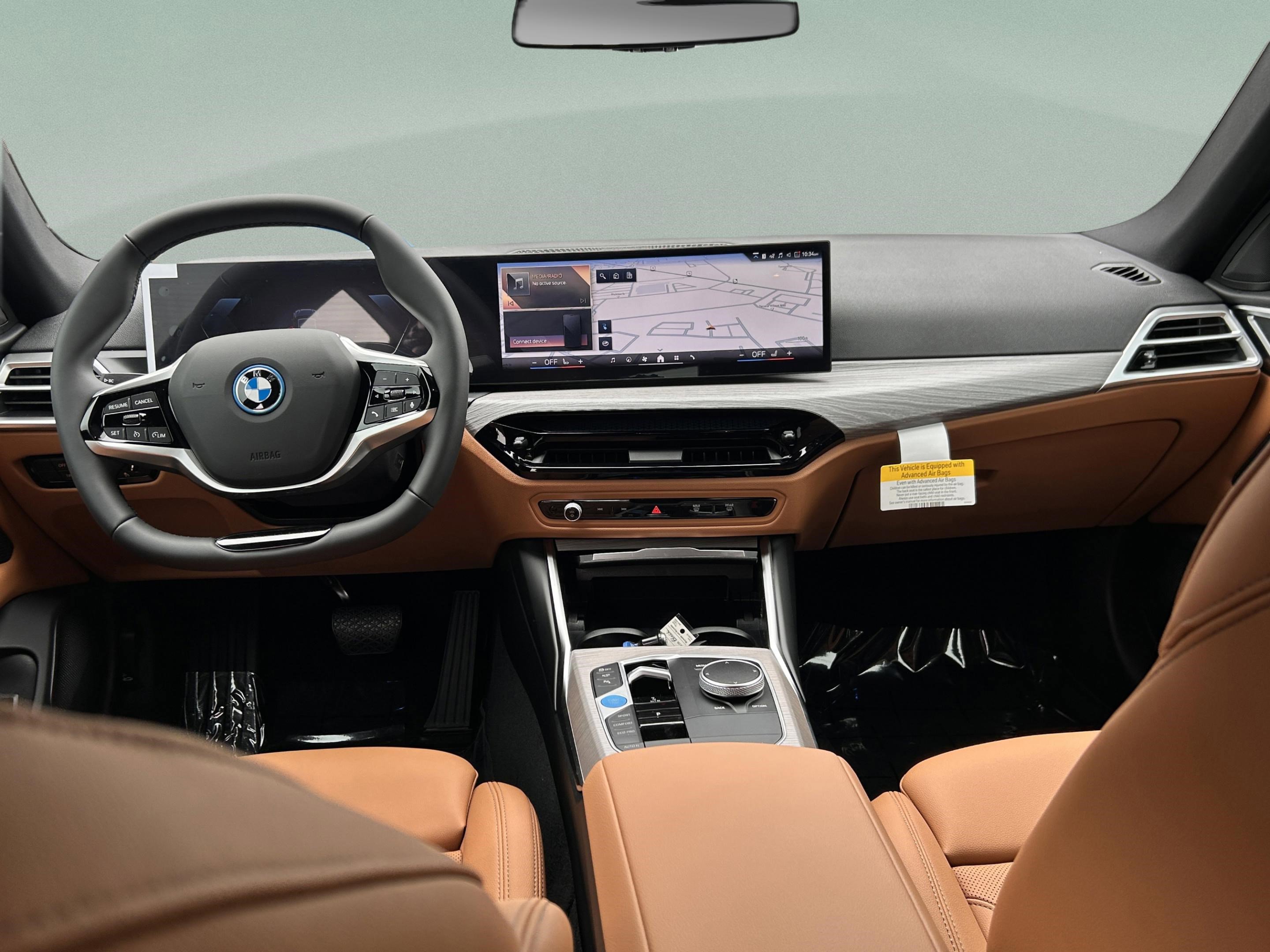 Used 2026 BMW i4 eDrive40 w/ Parking Assistance Package RWD image 8