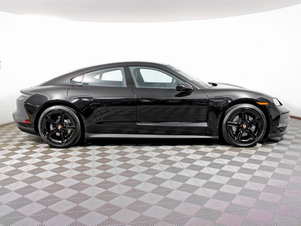 Certified 2026 Porsche Taycan AWD/4WD image 8