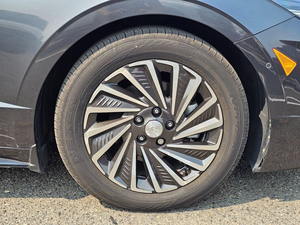 Used 2022 Hyundai Sonata Limited FWD image 9