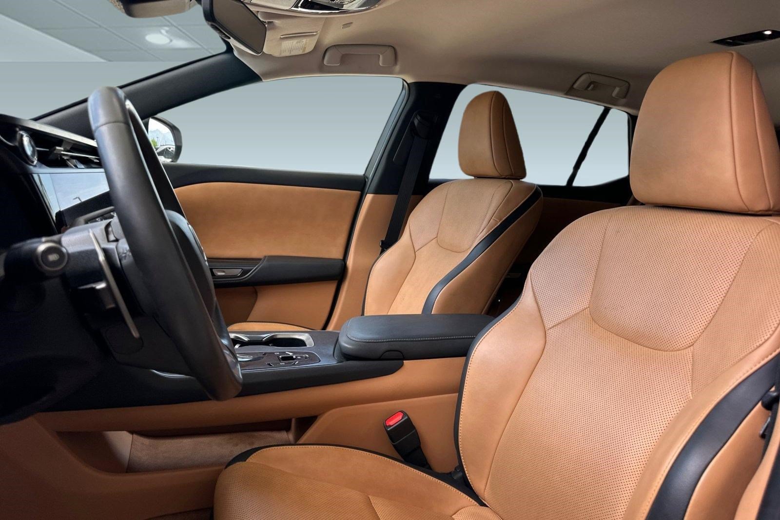 Certified 2025 Lexus RZ 450e AWD/4WD image 5