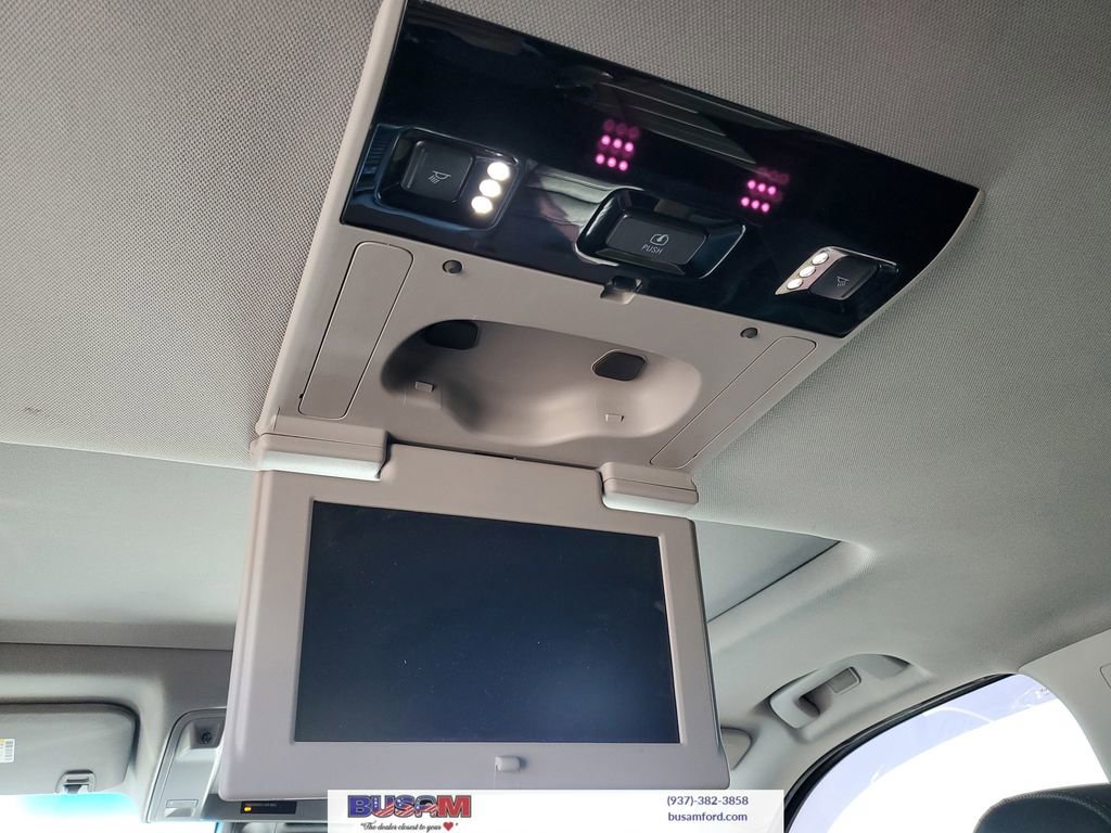 Used 2019 GMC Yukon Denali w/ Denali Ultimate Package image 12