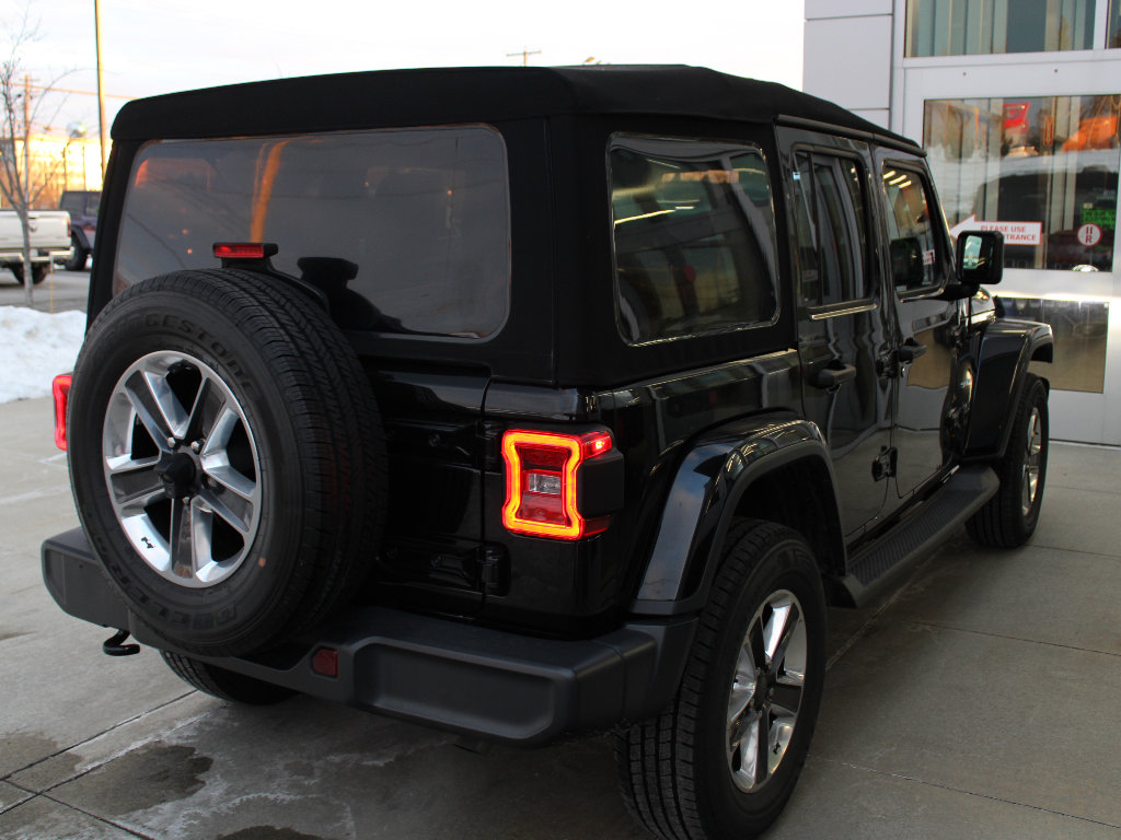 Used 2018 Jeep Wrangler Unlimited Sahara image 7