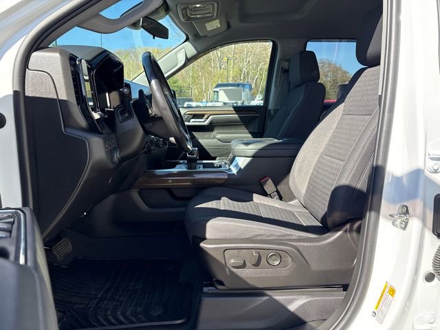 Used 2022 Chevrolet Silverado 1500 RST w/ LPO, Dark Essentials Package AWD/4WD image 35