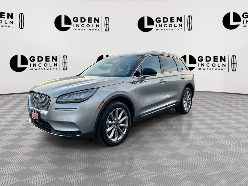 Used 2022 Lincoln Corsair AWD w/ Premium Package image 4