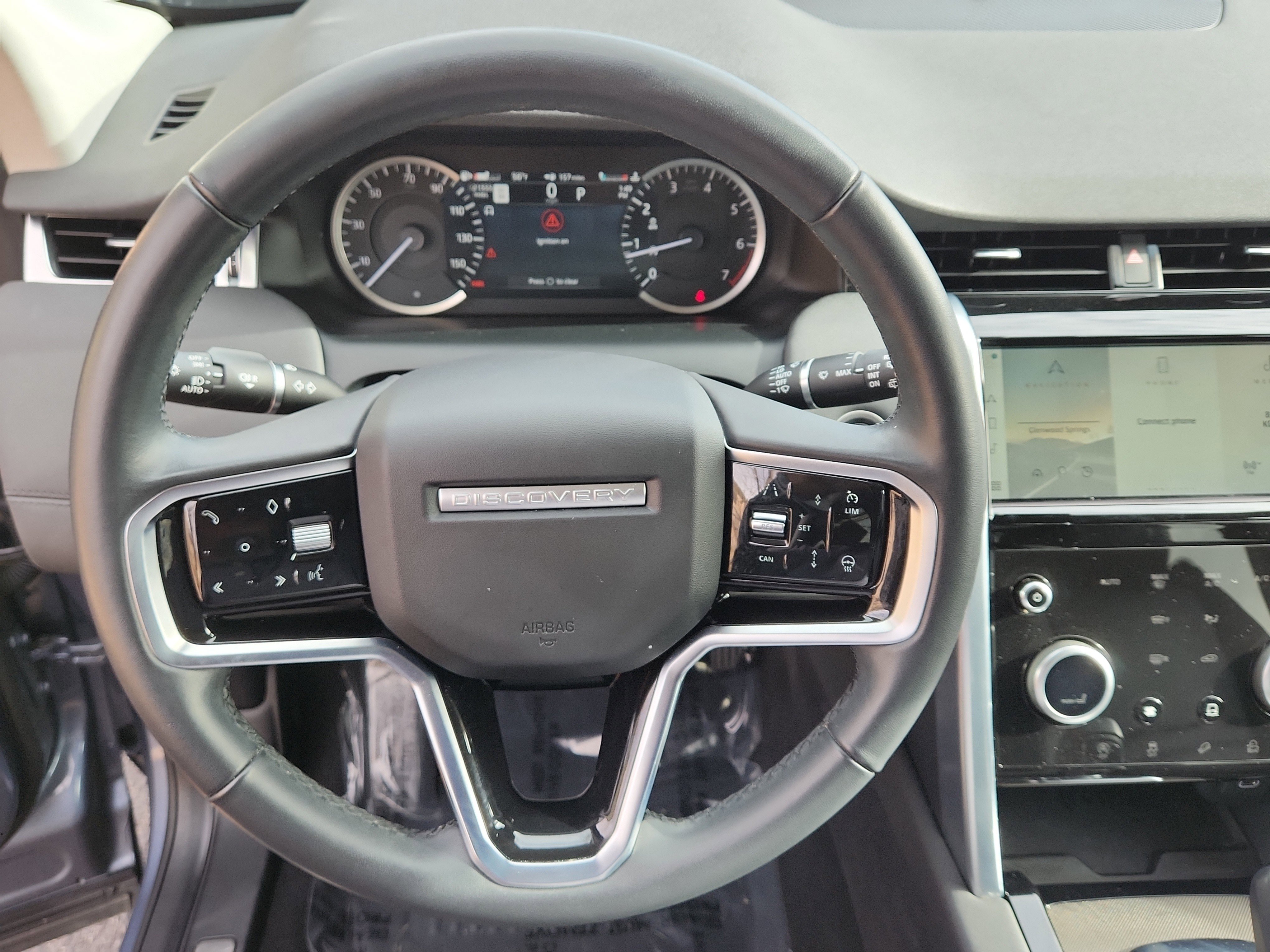 Used 2023 Land Rover Discovery Sport SE image 28