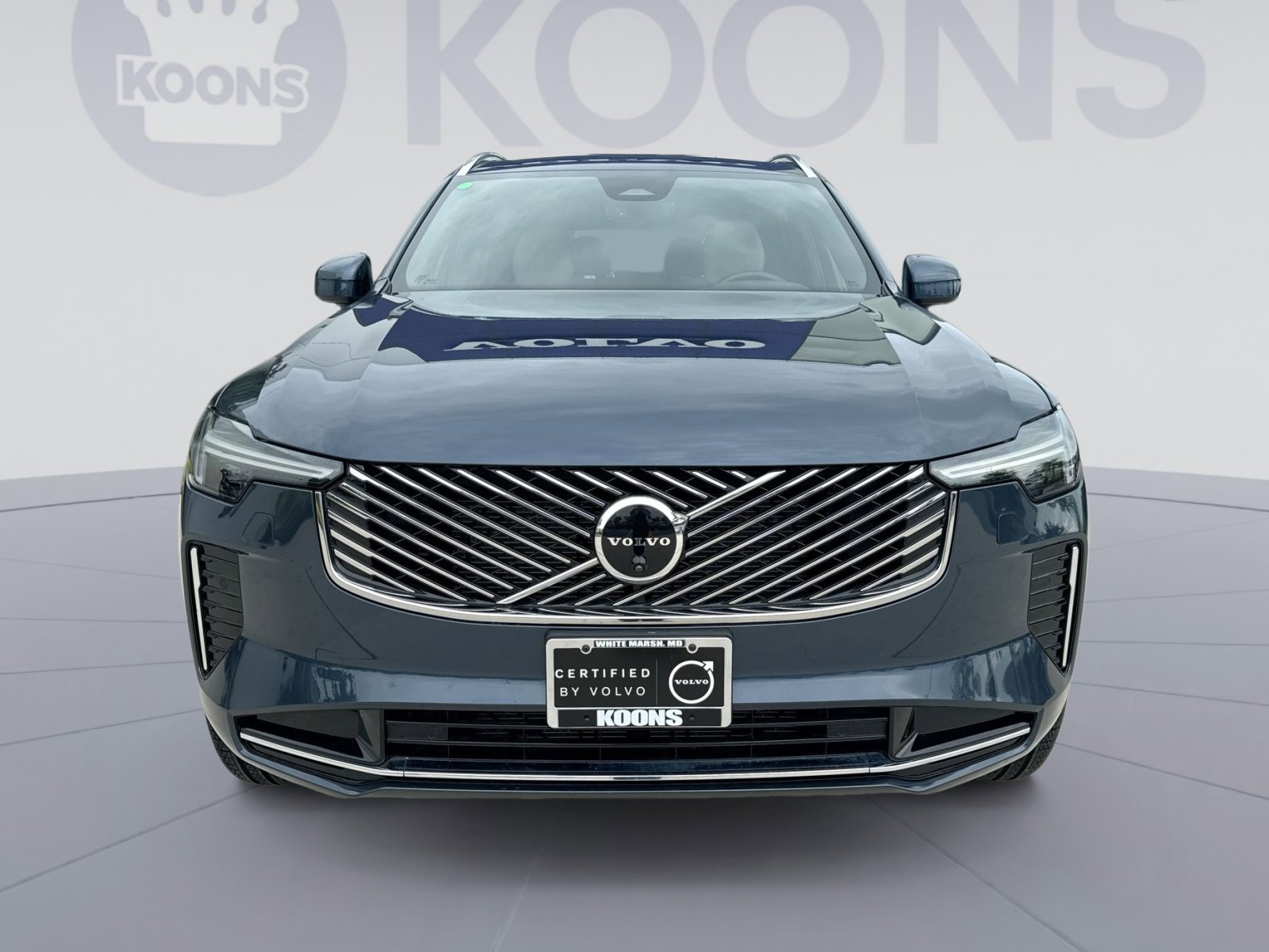 Certified 2025 Volvo XC90 B5 Plus AWD/4WD image 11