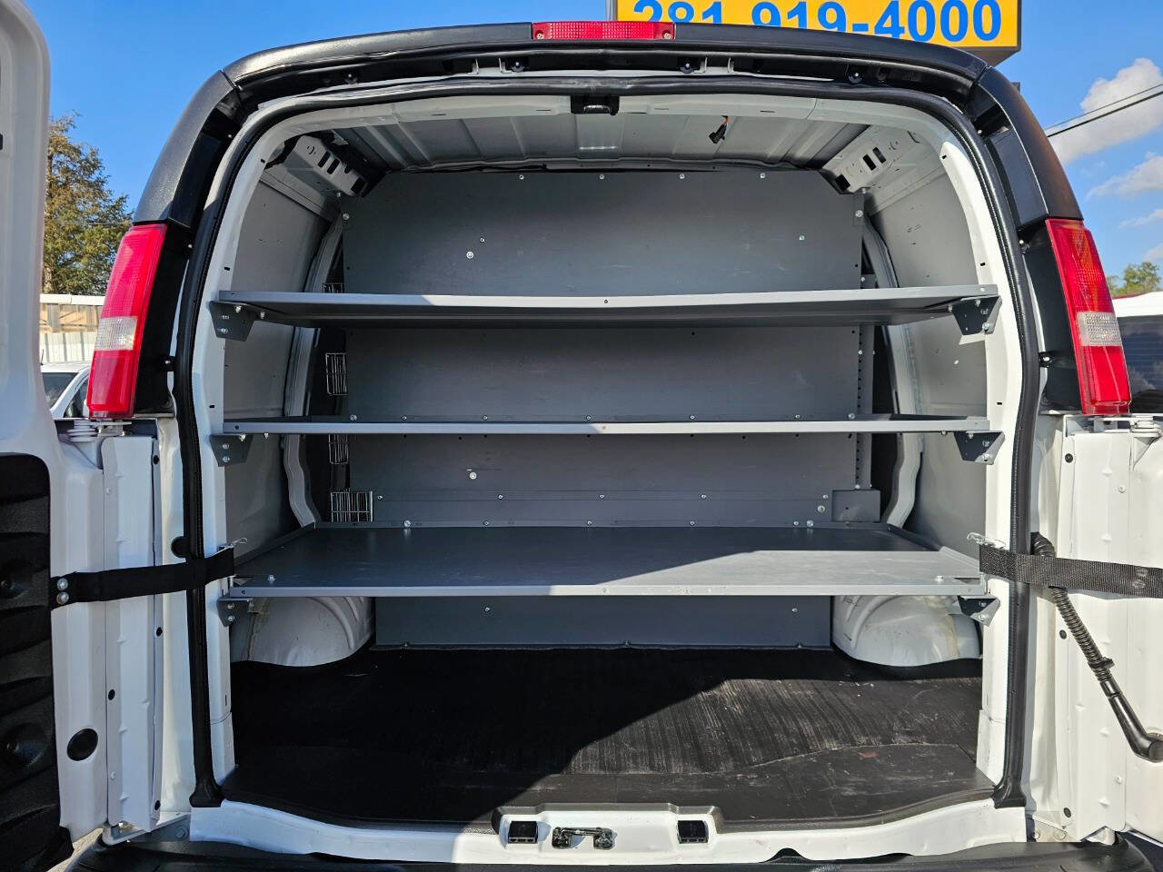 Used 2019 Chevrolet Express 2500 image 11