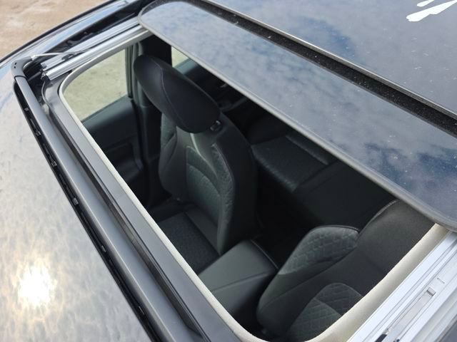 New 2026 Nissan Sentra SV w/ SV Convenience Package image 4