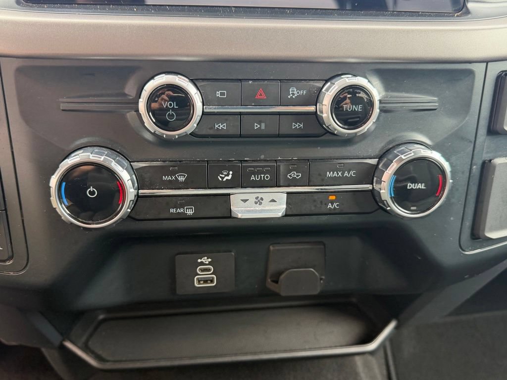 Used 2025 Ford F150 XLT w/ Equipment Group 301A Standard AWD/4WD image 27