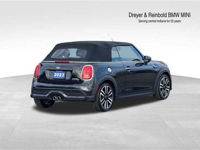 Used 2023 MINI Cooper S w/ Signature Upholstery Package image 12