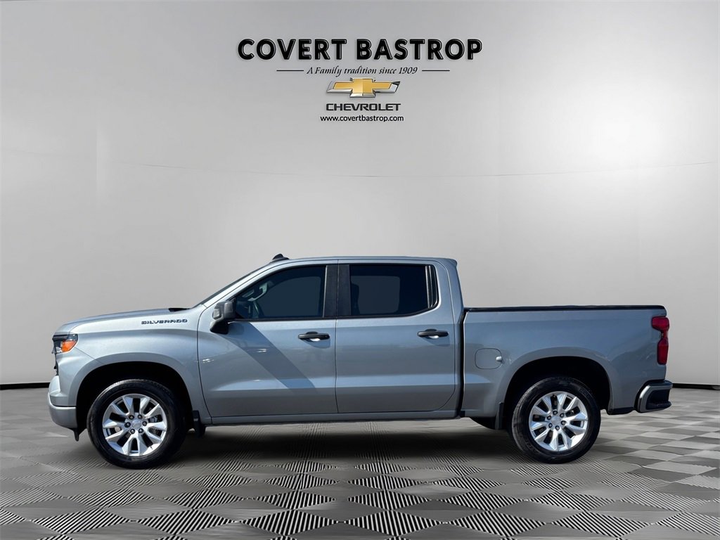 Used 2024 Chevrolet Silverado 1500 Custom image 4