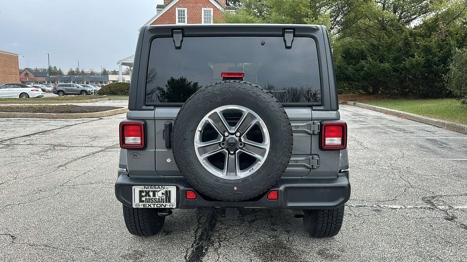 Used 2020 Jeep Wrangler Unlimited Sahara w/ Cold Weather Group image 6