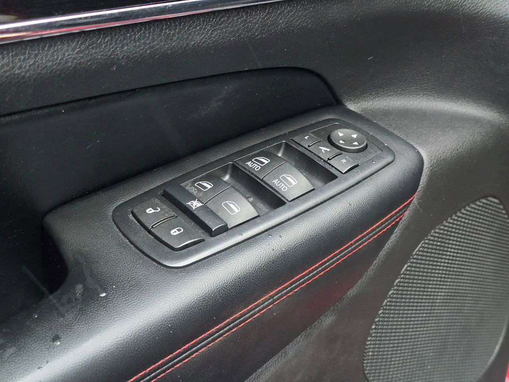 Used 2017 Jeep Grand Cherokee Trailhawk w/ Trailhawk Luxury Group AWD/4WD image 28