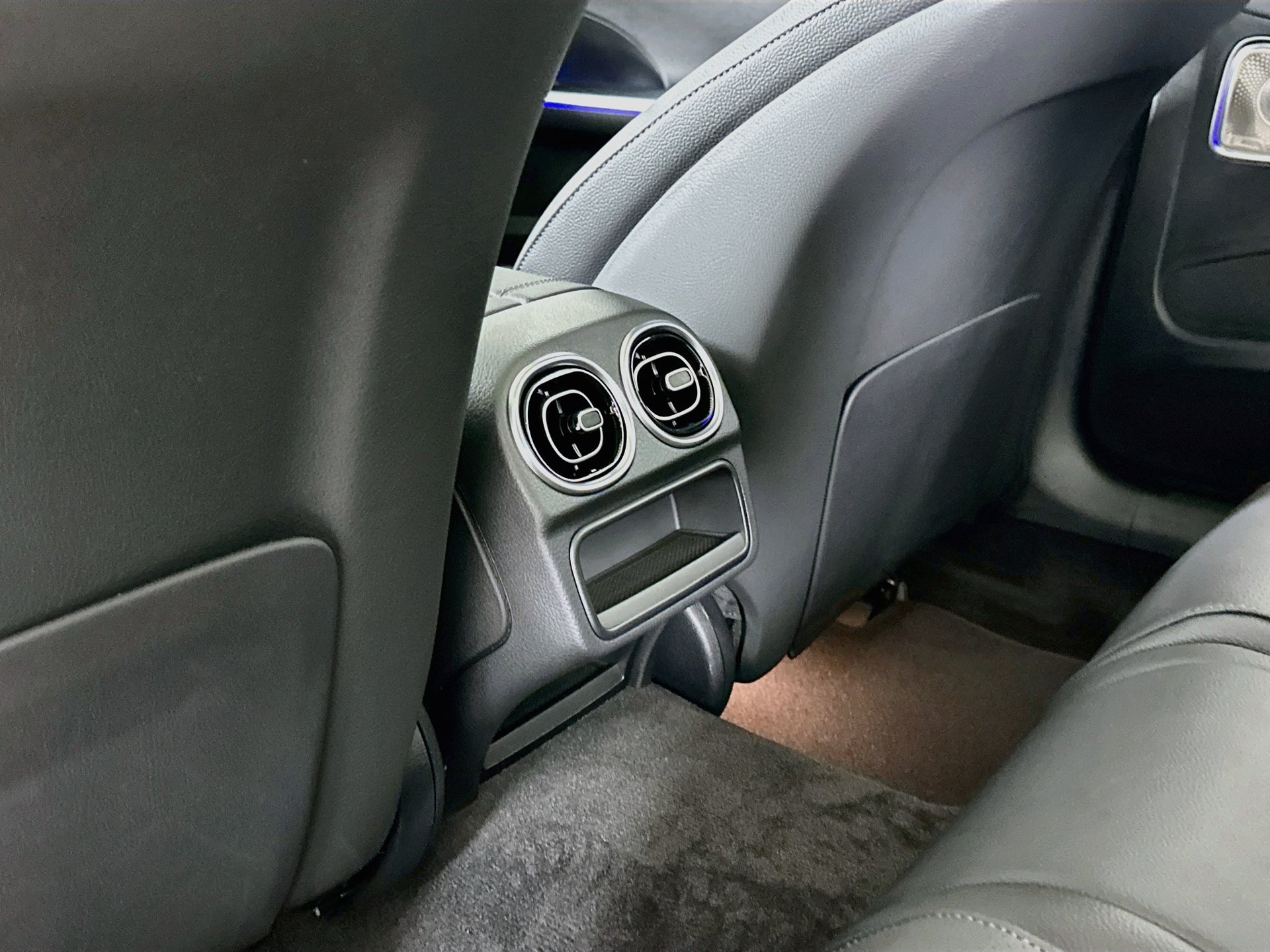 New 2026 Mercedes-Benz C 300 Sedan image 28