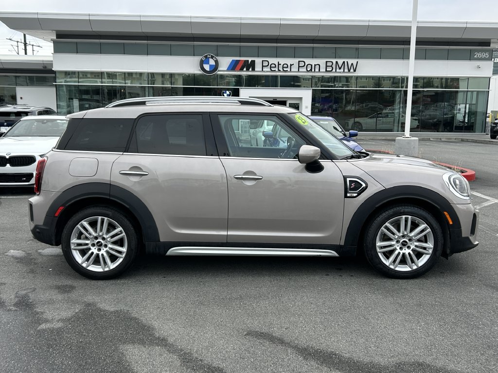 Used 2023 MINI Cooper Countryman S FWD image 6