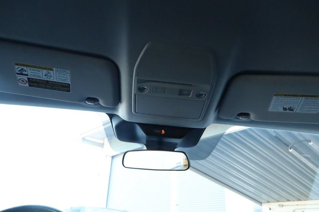 Used 2025 Nissan Kicks SR FWD image 32