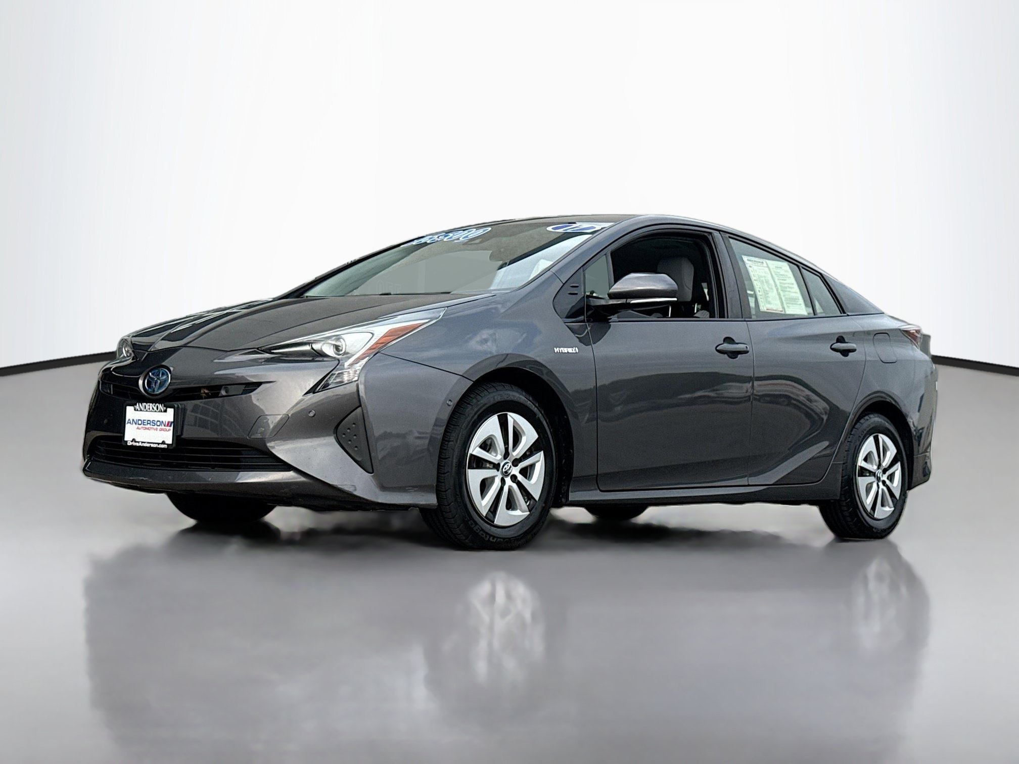 Used 2017 Toyota Prius Two w/ Prius Two Safety Plus Package FWD image 12