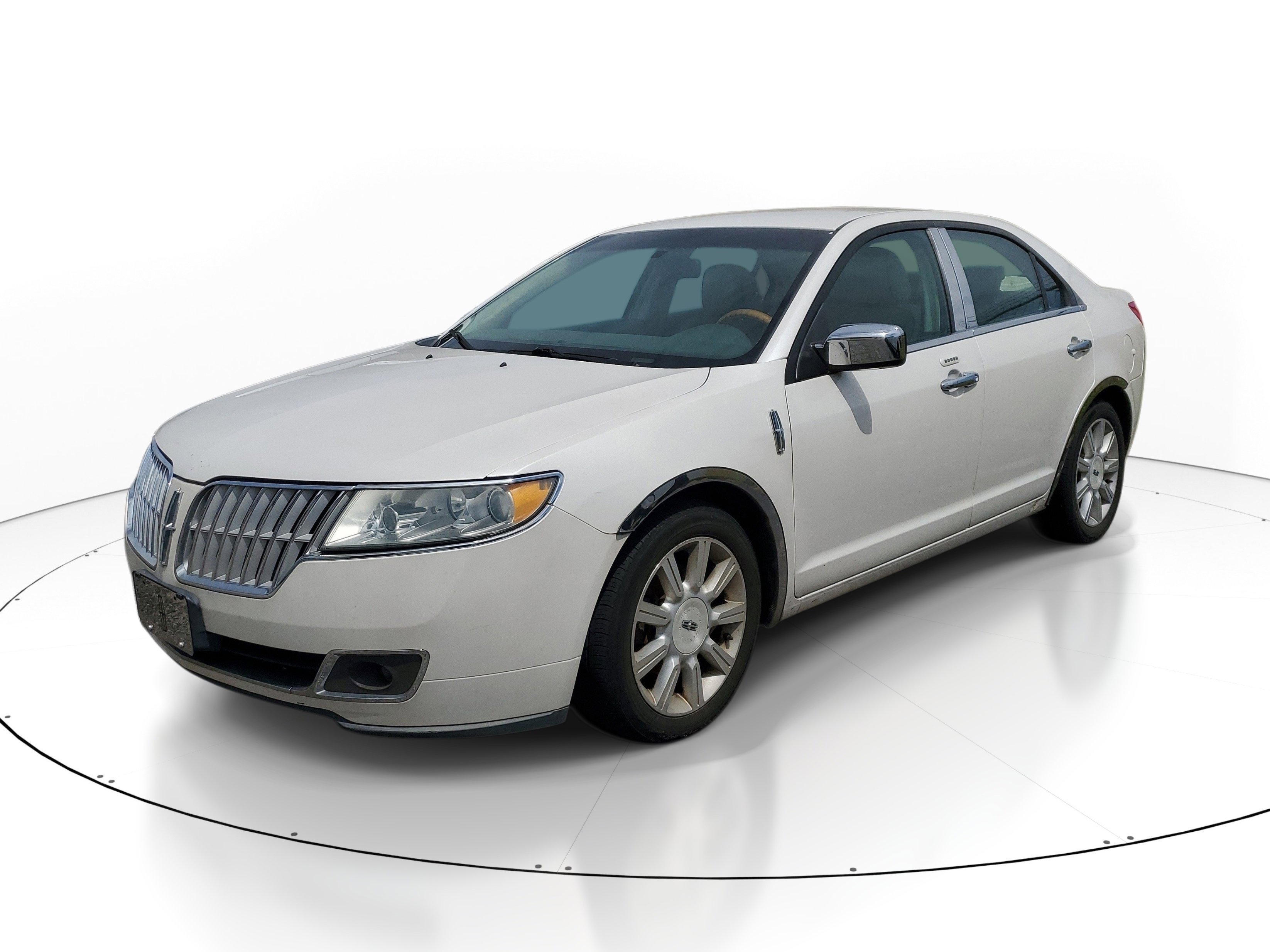 Used 2010 Lincoln MKZ FWD image 3