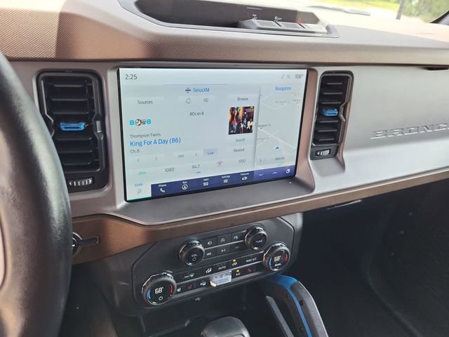 Used 2023 Ford Bronco Outer Banks AWD/4WD image 12