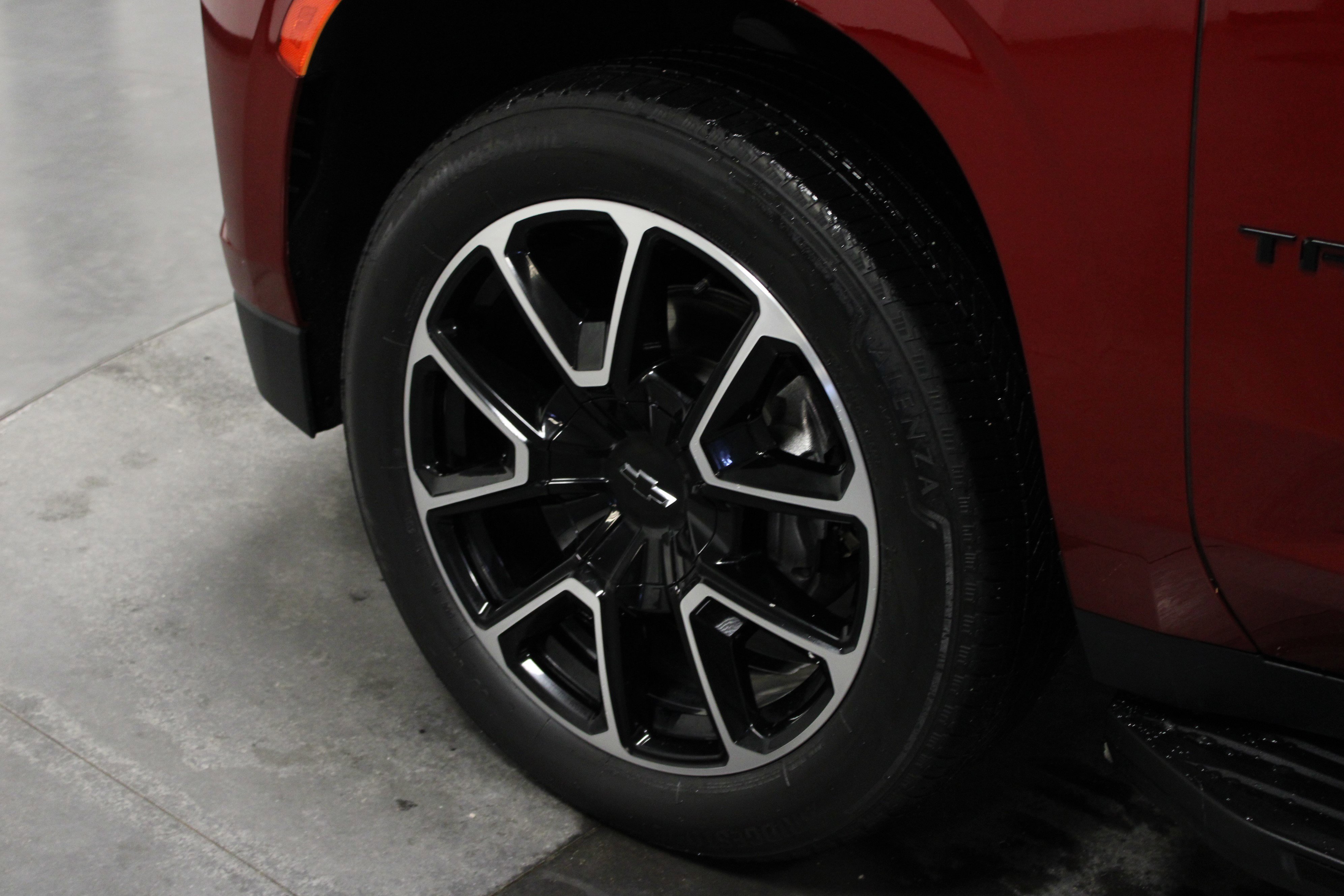 Used 2023 Chevrolet Tahoe RST w/ Luxury Package image 10