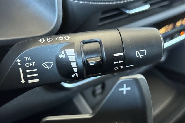 Used 2024 Nissan Rogue SV AWD/4WD image 40