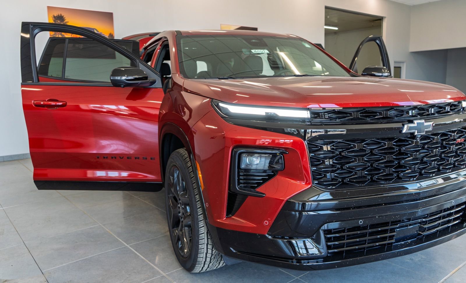 New 2026 Chevrolet Traverse RS w/ LPO, Floor Liner Package image 3
