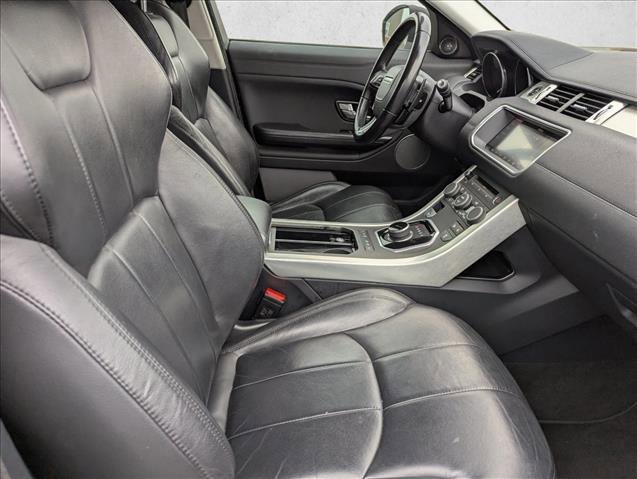 Used 2017 Land Rover Range Rover Evoque SE image 28