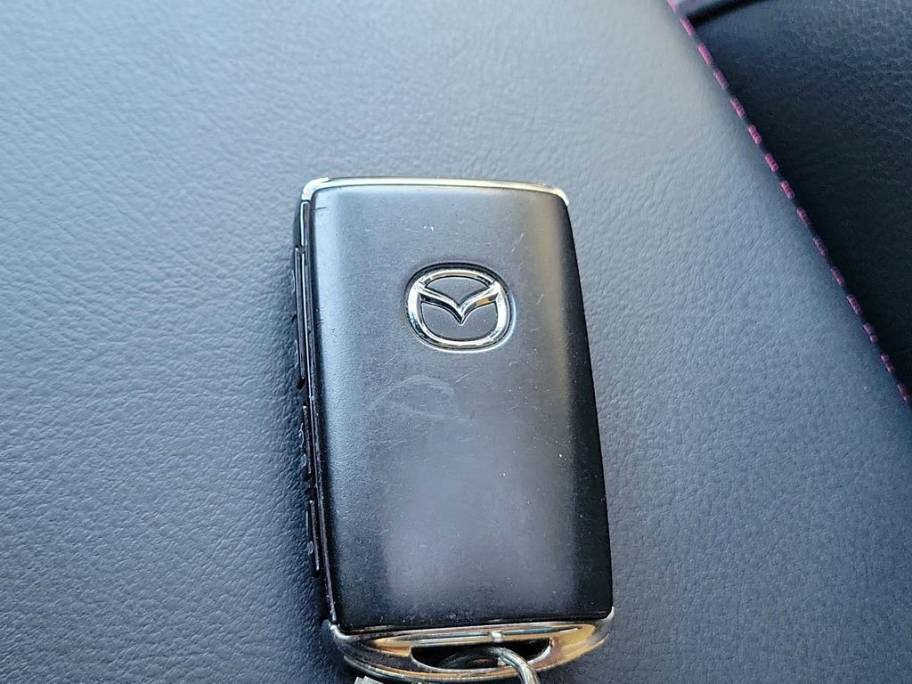 Certified 2023 MAZDA CX-5 Carbon Edition image 32