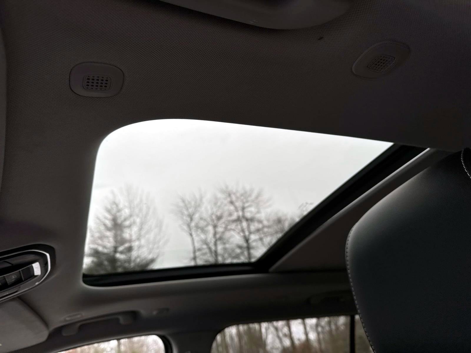 Used 2021 Jeep Grand Cherokee L Limited image 18