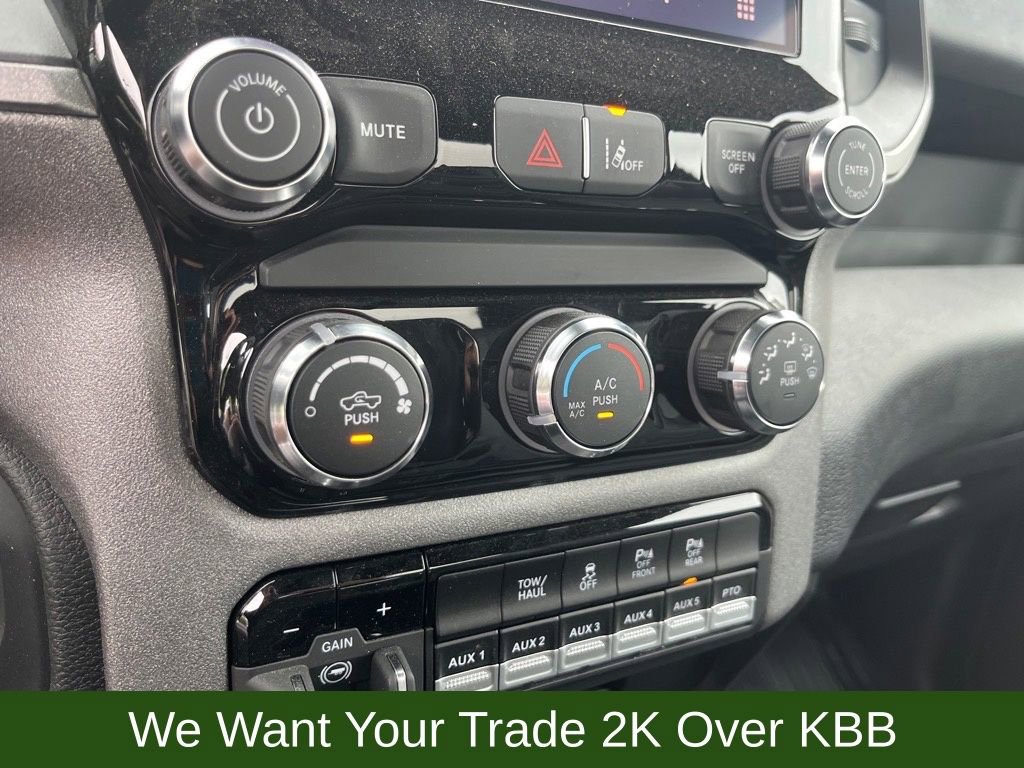 Used 2025 RAM 5500 Tradesman image 30