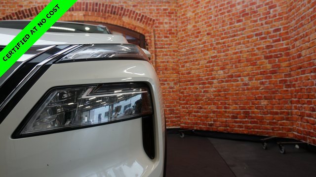 Used 2022 Nissan Rogue Platinum w/ Head-Up Display Package image 72