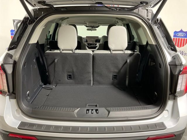 New 2025 Ford Explorer Active w/ Active Comfort Package image 11
