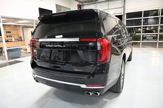 New 2026 GMC Yukon XL Denali w/ Denali Reserve Package image 5