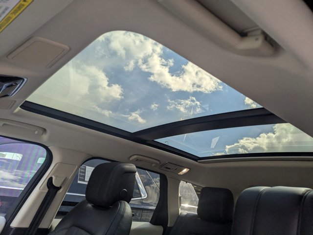 Used 2022 Land Rover Range Rover Sport HSE Silver Edition image 16