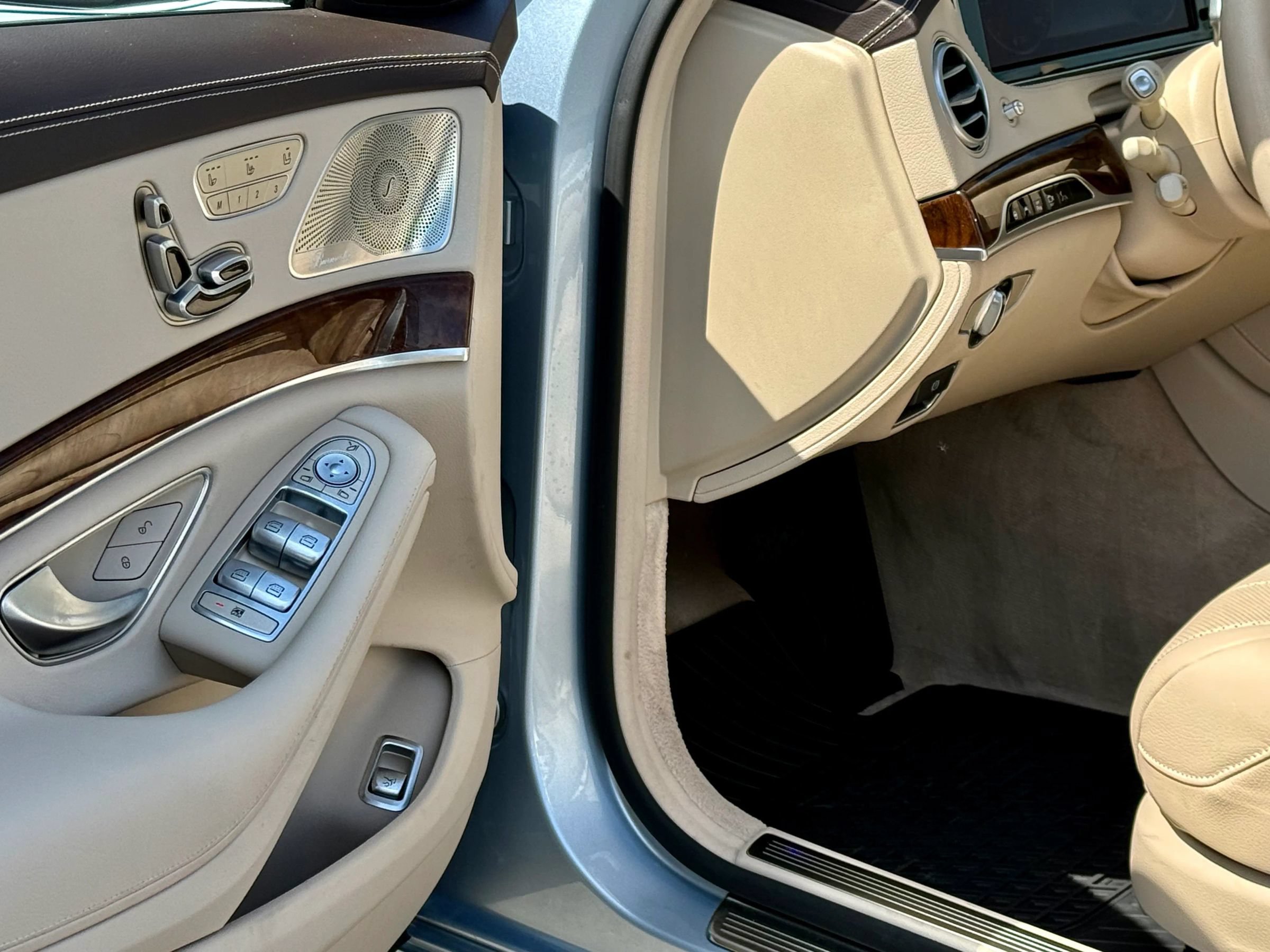 Used 2015 Mercedes-Benz S 550 4MATIC Sedan image 22