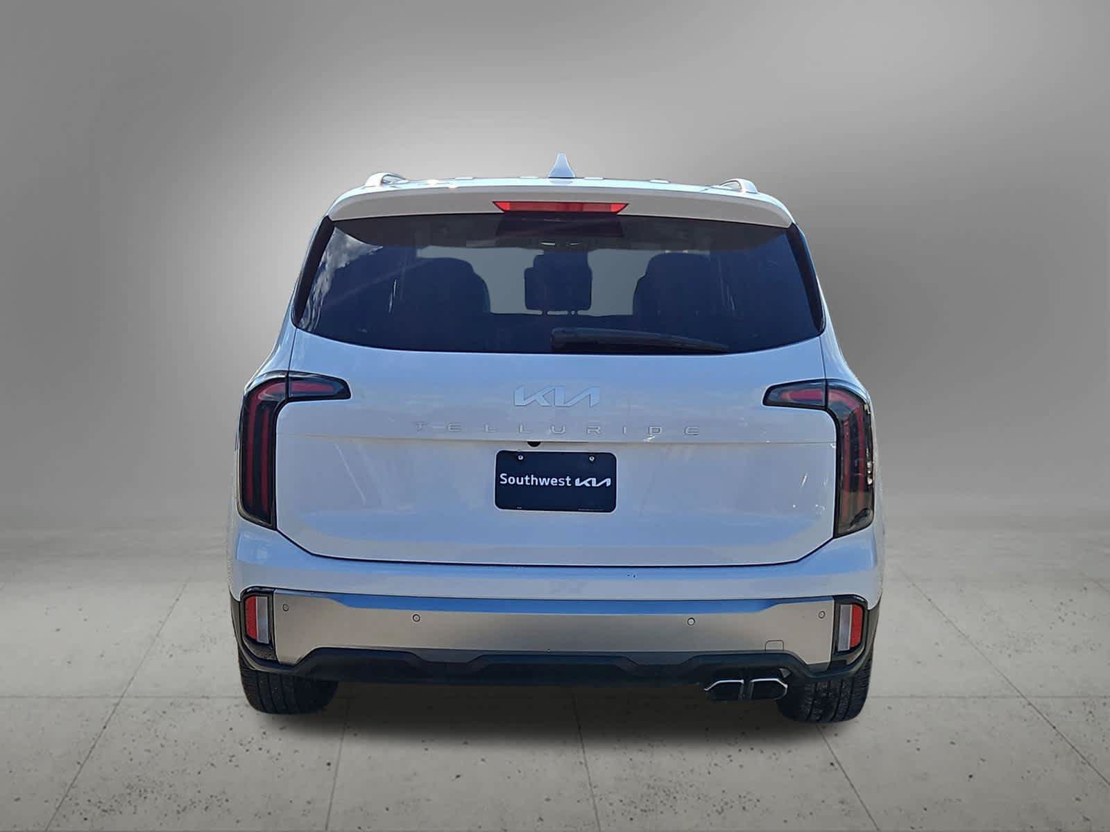 Certified 2025 Kia Telluride EX FWD image 4