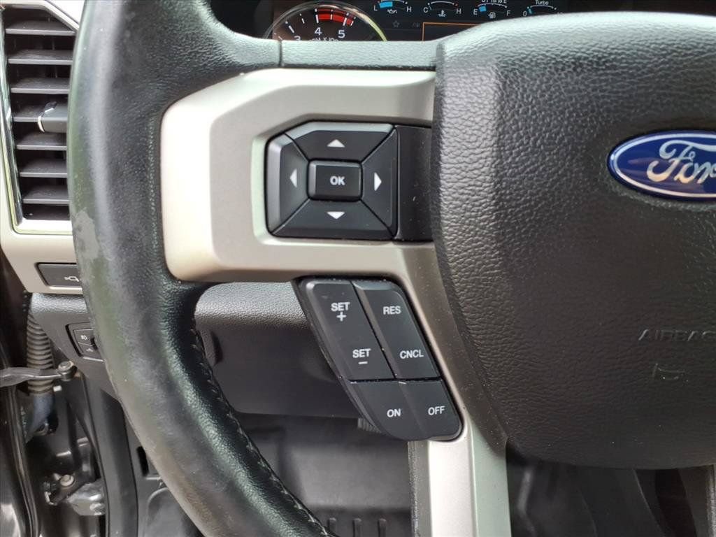 Used 2018 Ford F250 Lariat w/ Lariat Ultimate Package AWD/4WD image 29