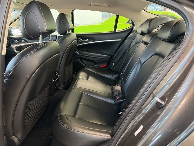 Used 2025 Genesis G70 2.5T image 11