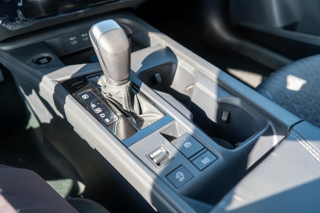 New 2027 Nissan Sentra SV FWD image 18