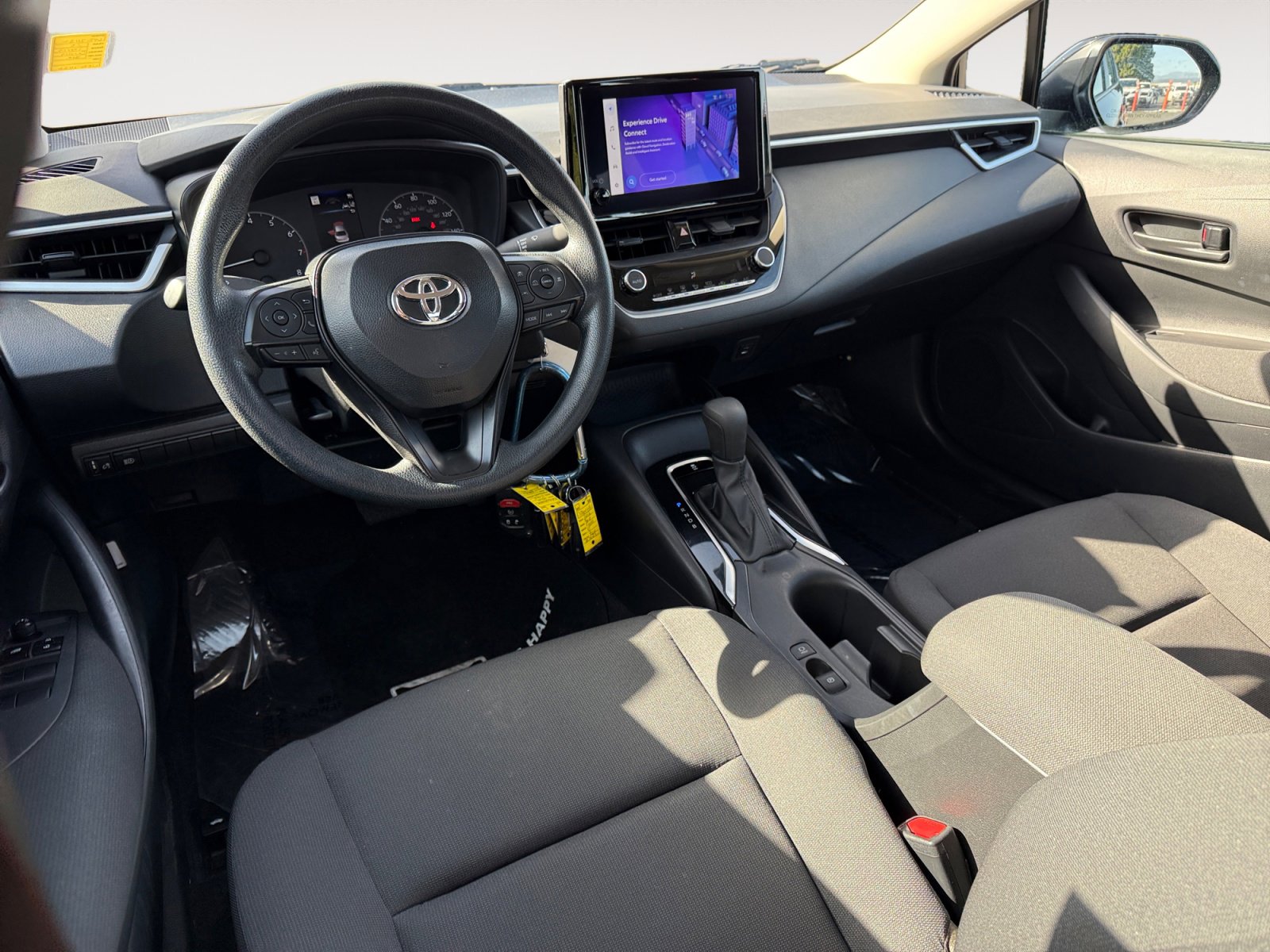 Used 2025 Toyota Corolla LE image 15
