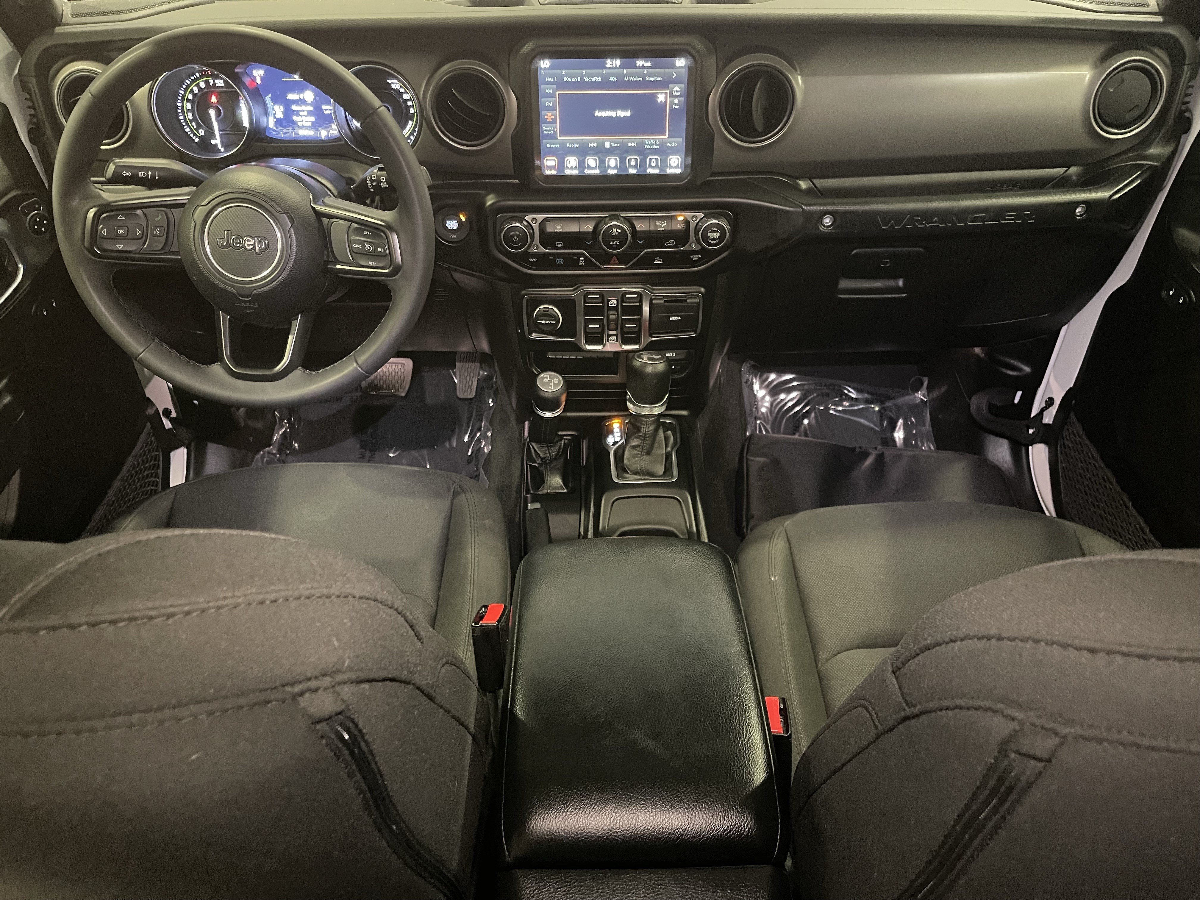 Used 2023 Jeep Wrangler Unlimited AWD/4WD image 16
