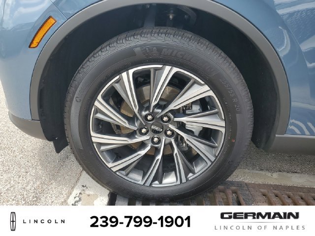 New 2026 Lincoln Aviator AWD image 12