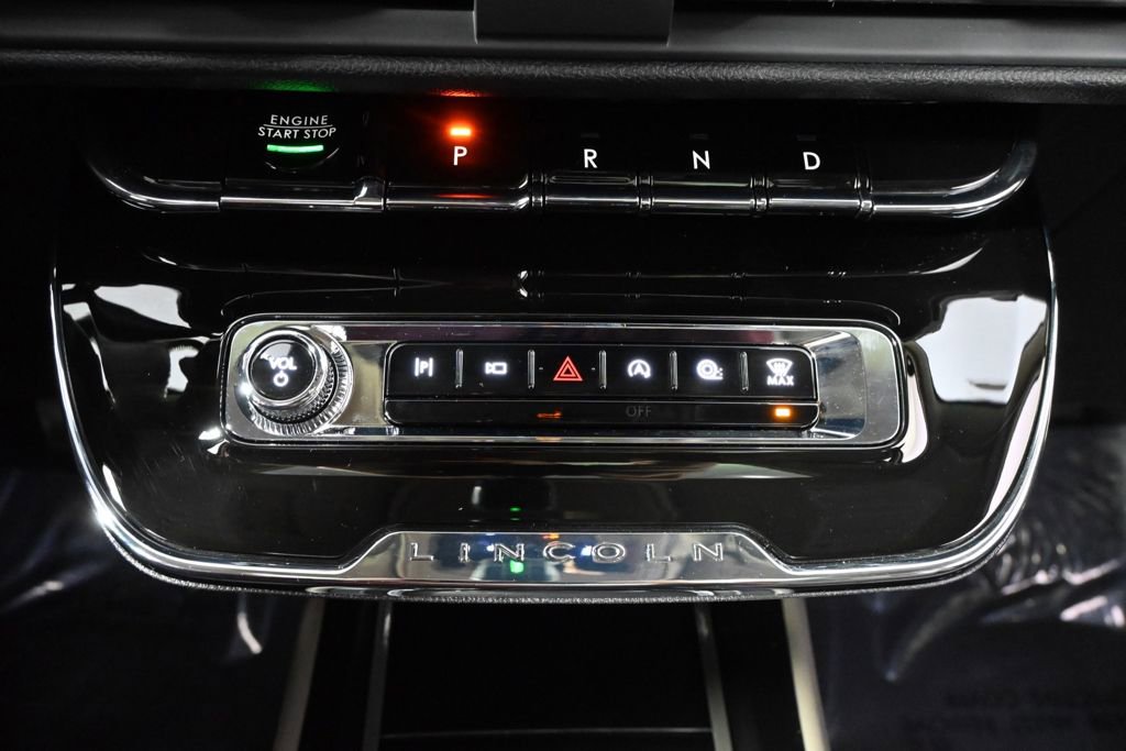 New 2026 Lincoln Corsair Reserve w/ Jet Appearance Package image 32