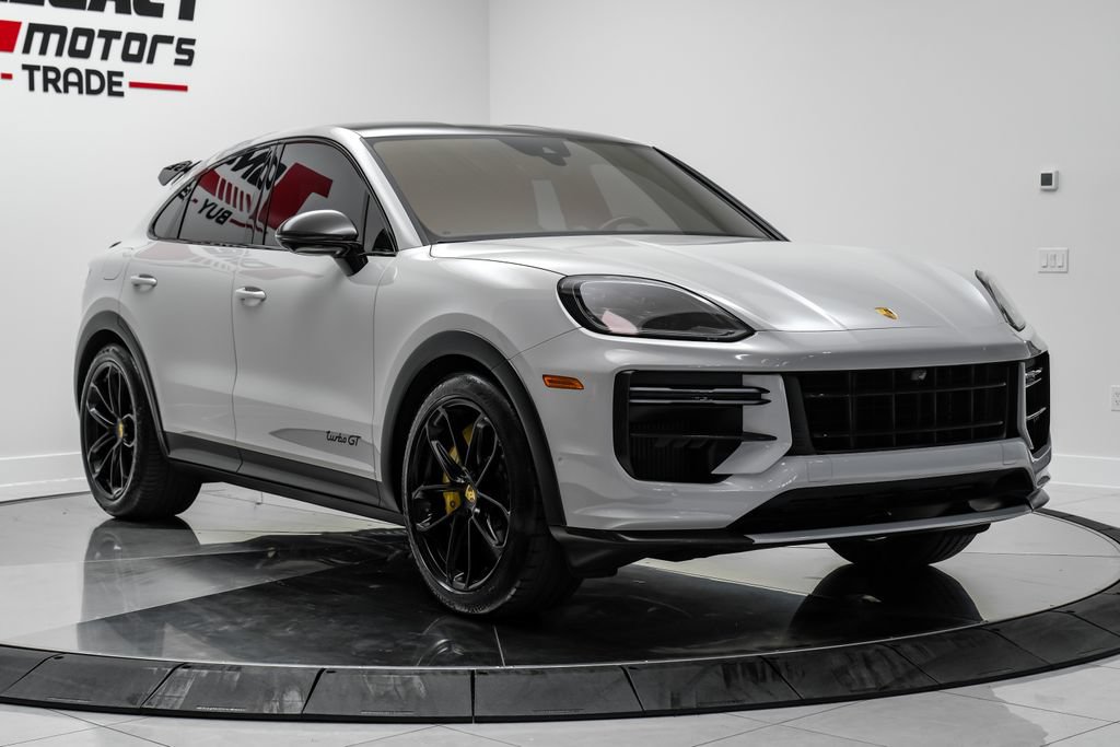 Used 2024 Porsche Cayenne Turbo GT AWD/4WD image 6