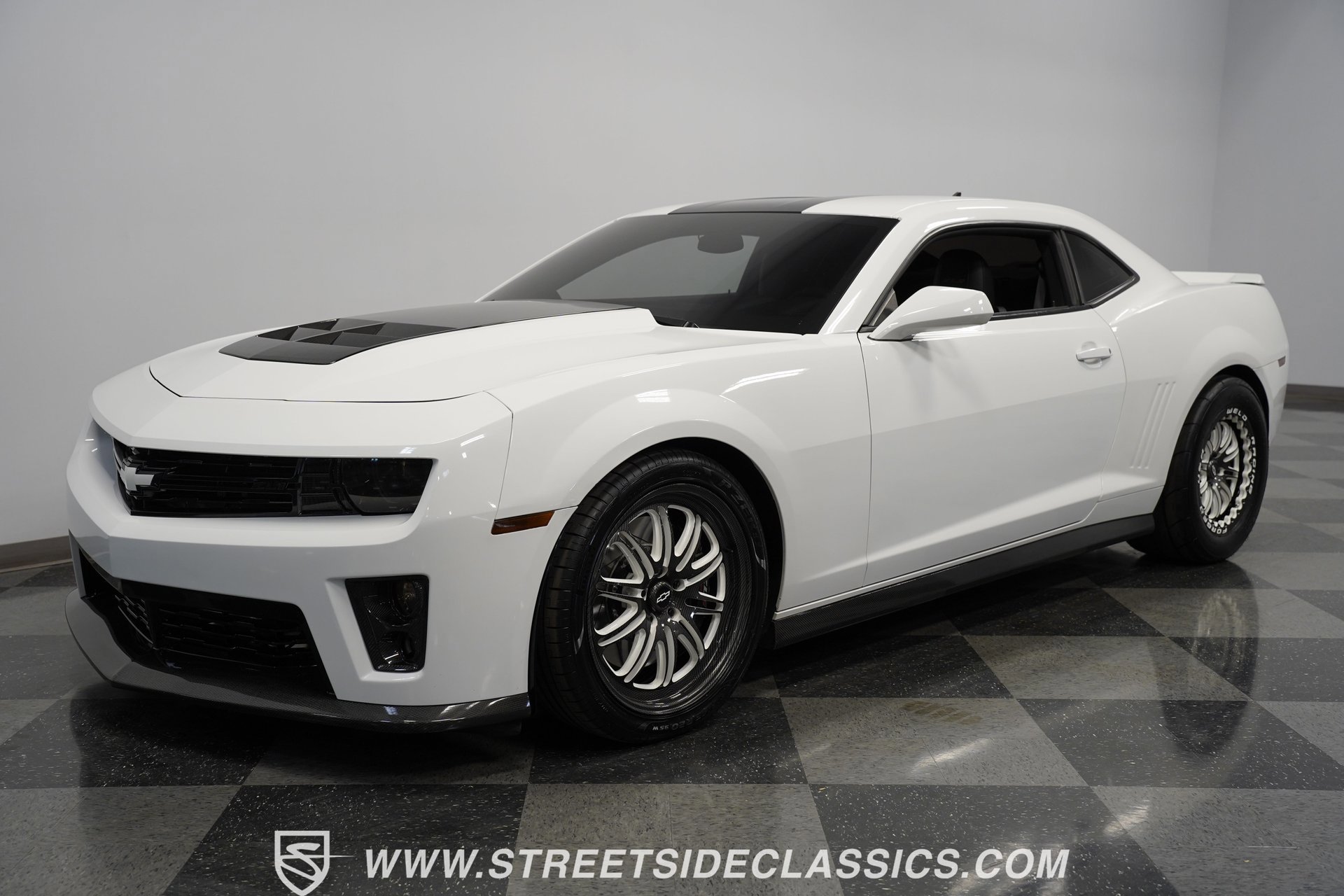 Used 2013 Chevrolet Camaro ZL1 image 5