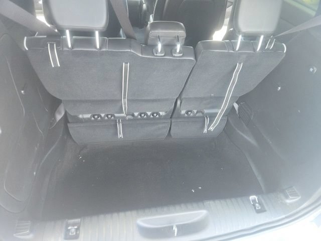Used 2024 Chrysler Pacifica Premium FWD image 35