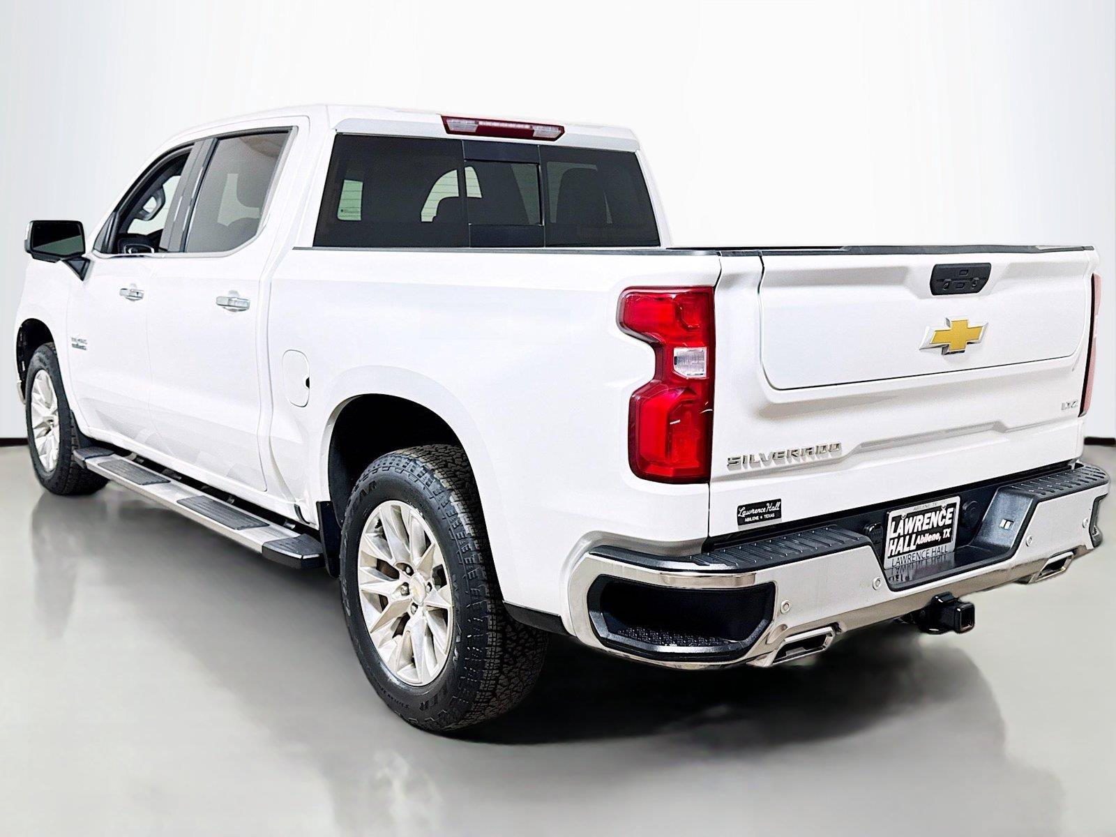 Used 2022 Chevrolet Silverado 1500 LTZ w/ LTZ Premium Texas Edition AWD/4WD image 6
