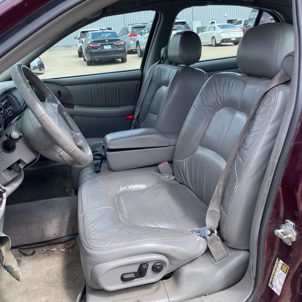 Used 2005 Buick Park Avenue FWD image 11